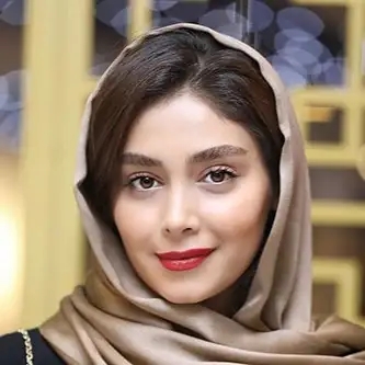 دیبا زاهدی