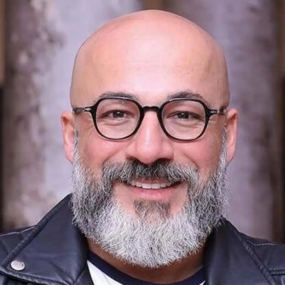 امیر آقایی